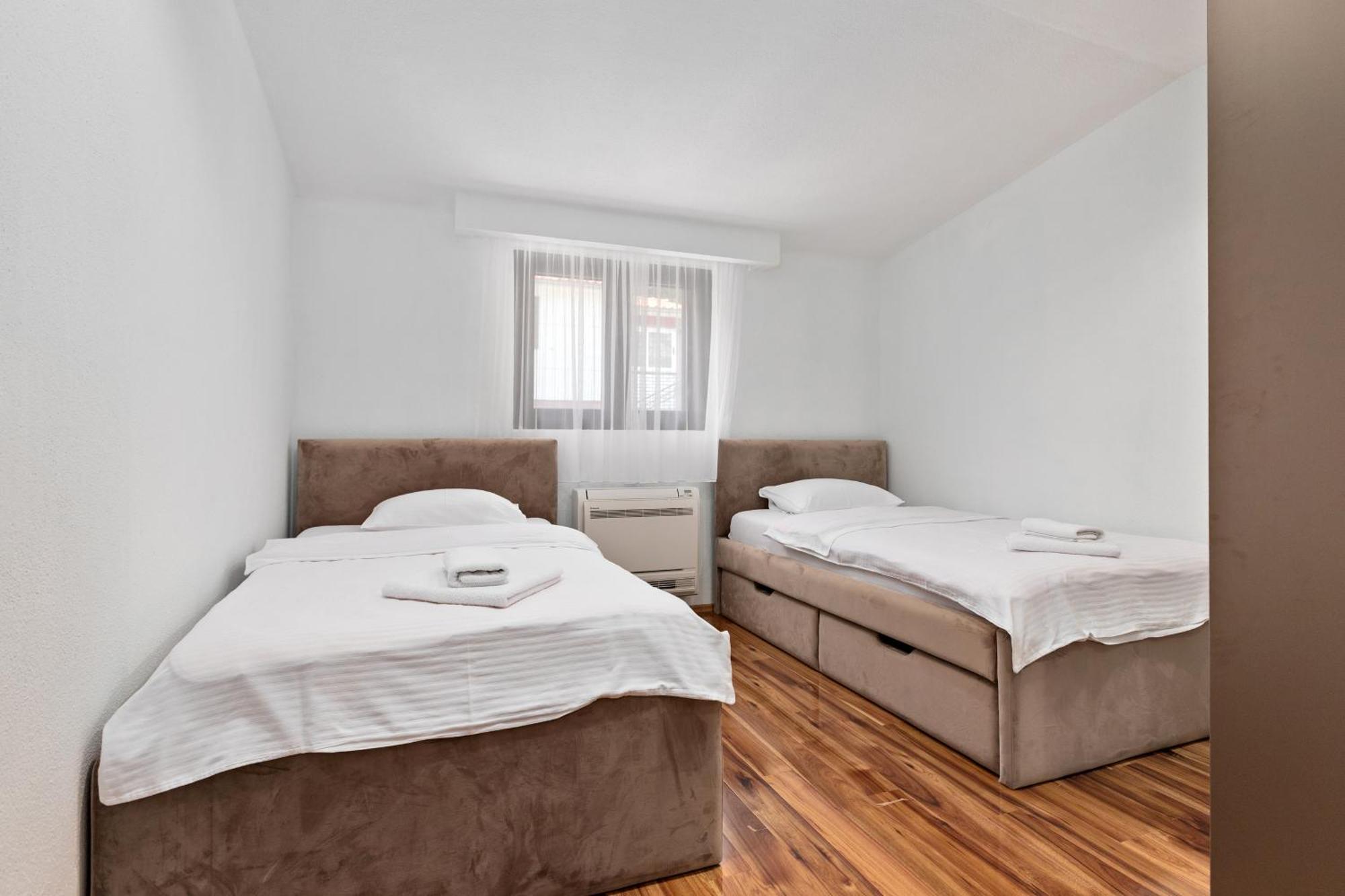 Apartments Doncic كوتور المظهر الخارجي الصورة